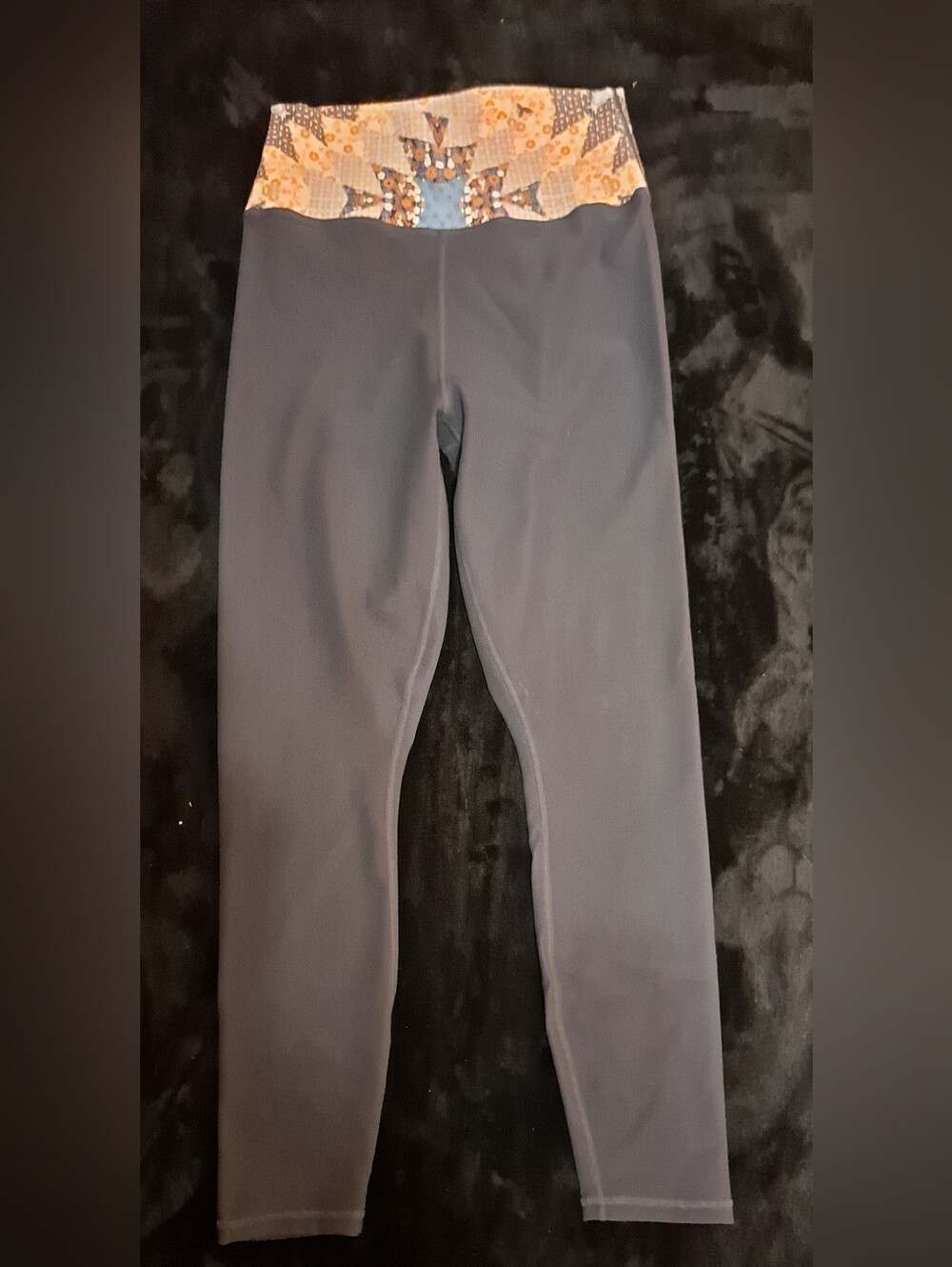 Z Supply Active Leggings with Patterned Waistband Sz L